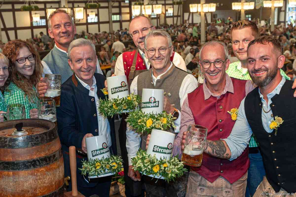 Wohin am Wochenende: Sternquell-Wiesn im Vogtland, Kettensägenschnitzer, Einkaufsnacht