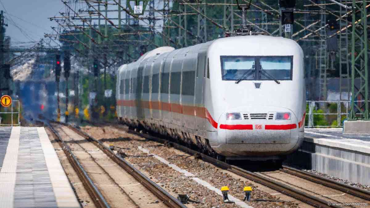 Mehr als 3000 Zugverspätungen seit Sanierung der Bahnstrecke Hamburg – Berlin