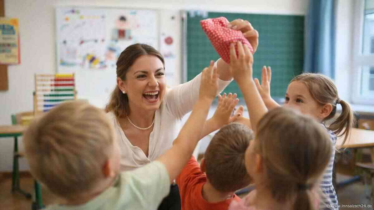 Ärger auf Schulhof und Klassen-Zoff: So macht Julia Schonemeyer in Burghausen Erstklässler stark