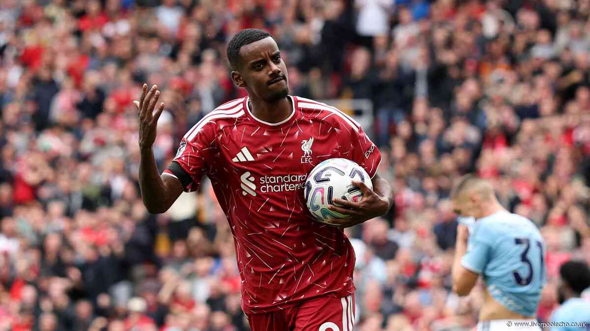 Alexander Isak sent fresh Liverpool warning as Andoni Iraola told what he must do next