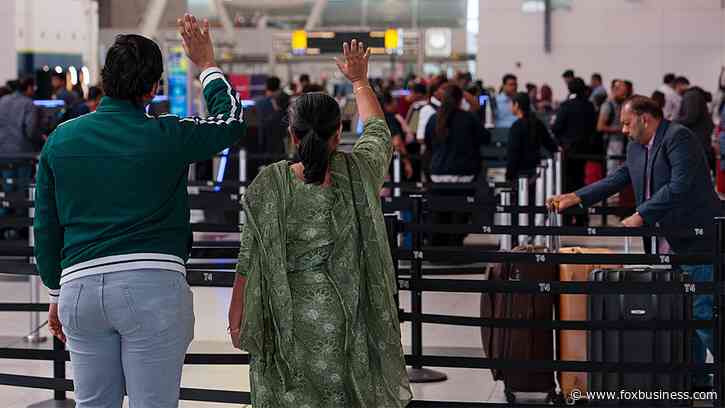 California airport considering scrapping post-9/11 policy that barred goodbyes at terminal gates