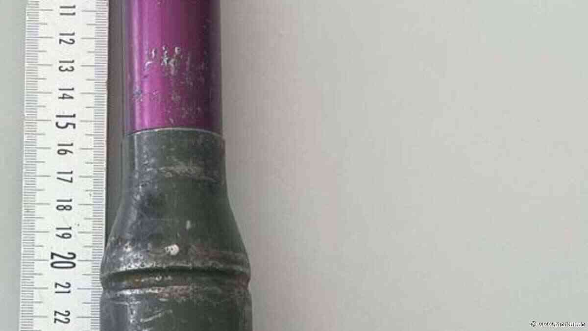 Seniorin findet 40-Zentimeter-Granate im Garten – Polizei gibt Entwarnung