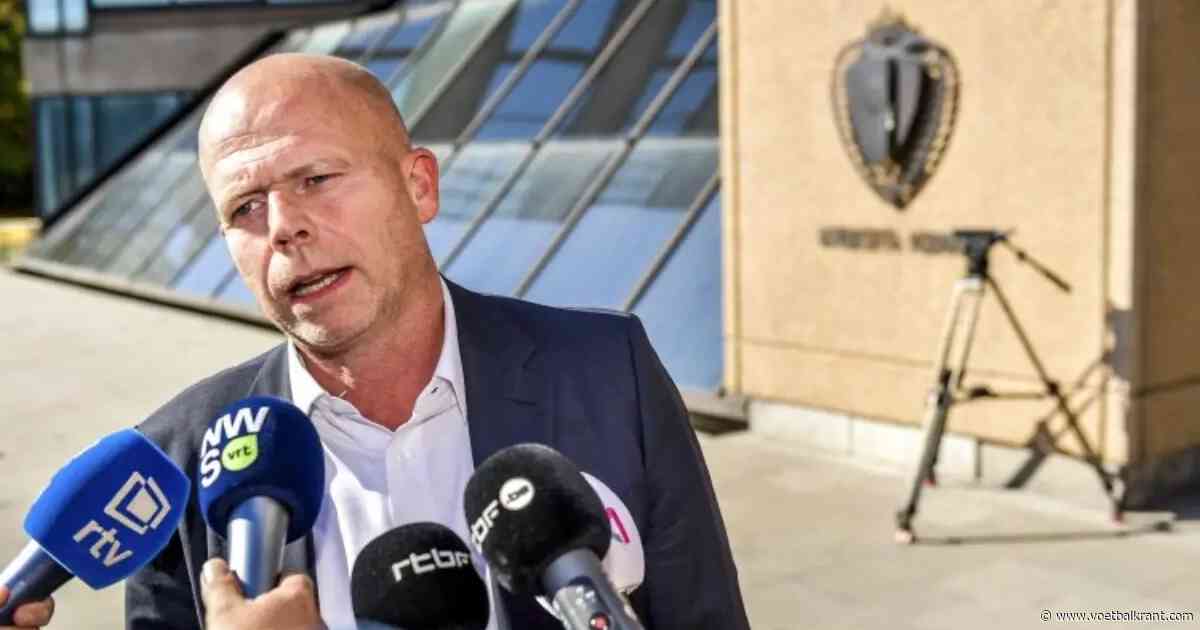 Anderlecht haalt héél grote naam binnen... naast het veld: hij moet Coucke en Anderlecht verdedigen