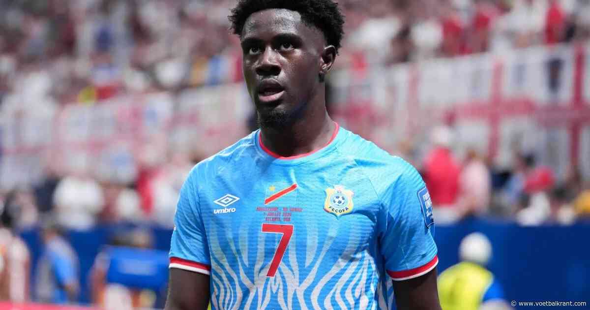 STVV haalt Congolese international weg bij Augsburg