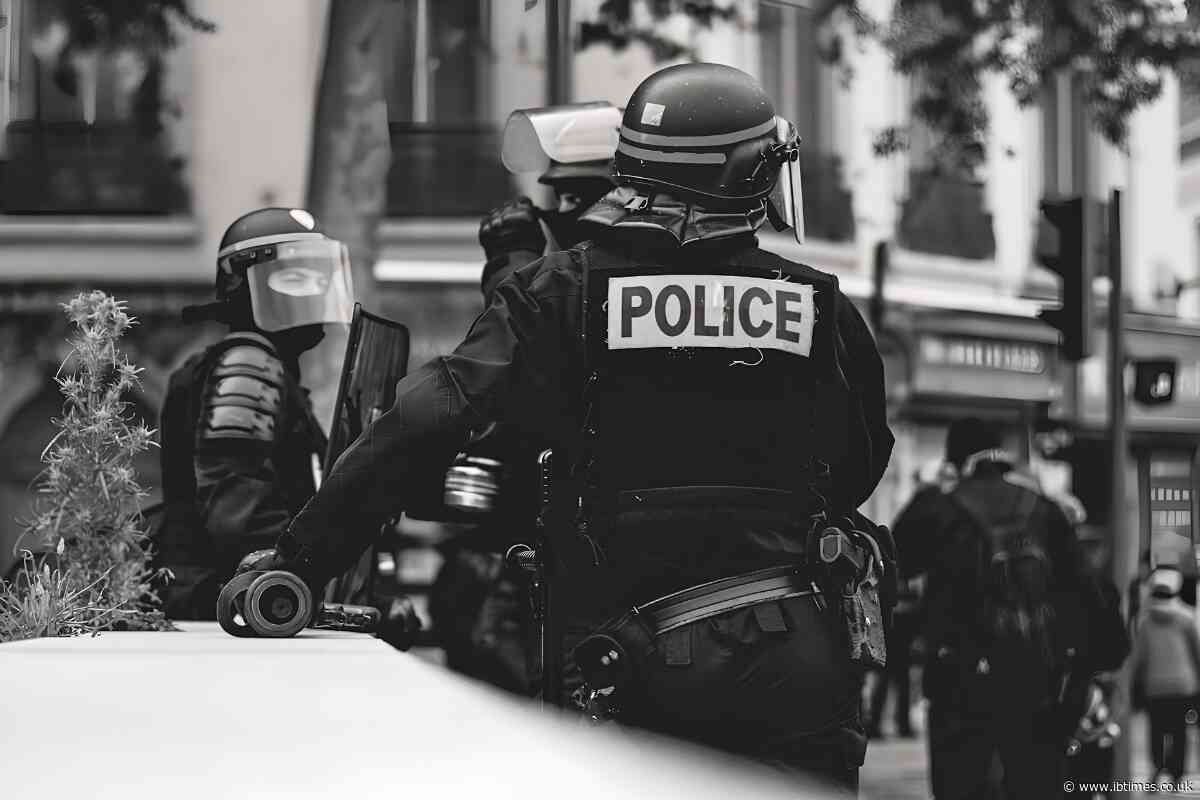 Minneapolis Shooting Leaves Multiple Dead and Three Officers Wounded at Downtown Apartment Tower