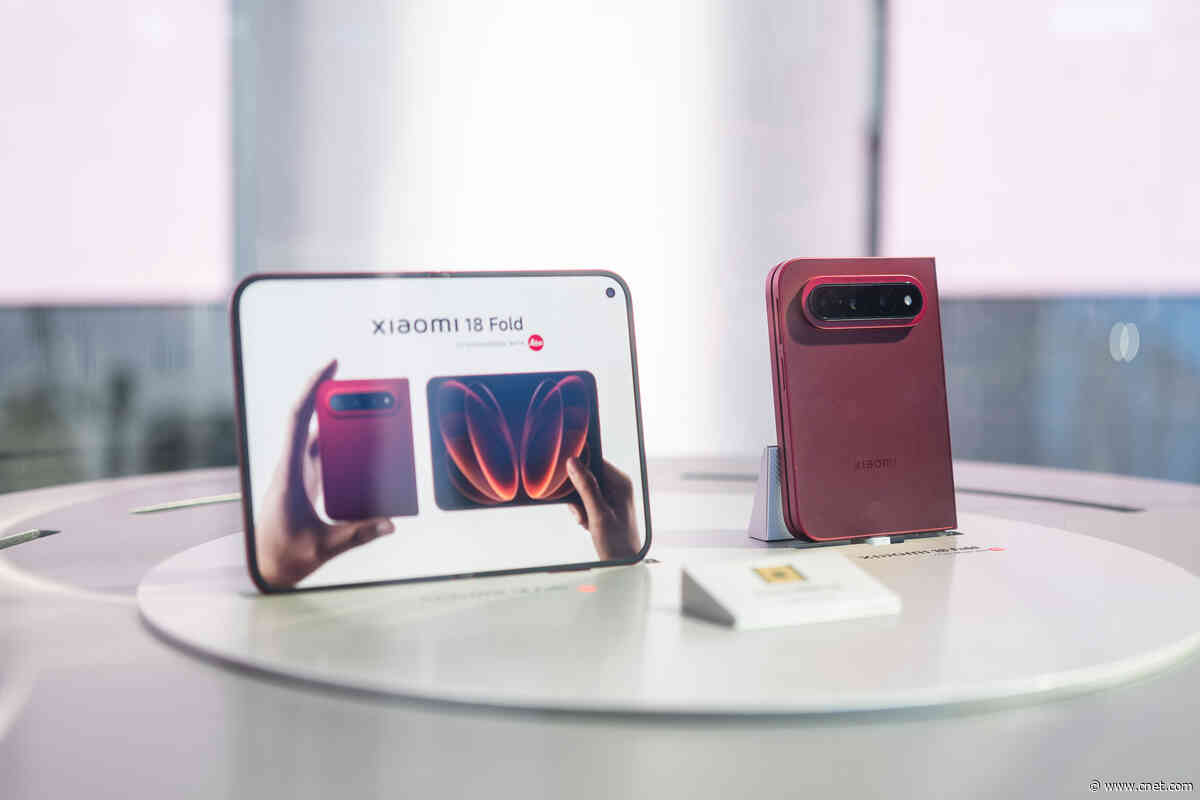 Xiaomi’s Passport Foldable Phone Takes Aim at Apple and Samsung