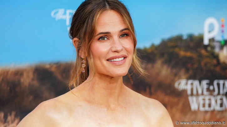 “Ho scoperto che essere famosa non paga le bollette. Ad un certo punto mi sono rimboccata le maniche”: la confessione di Jennifer Garner dopo il divorzio da Ben Affleck