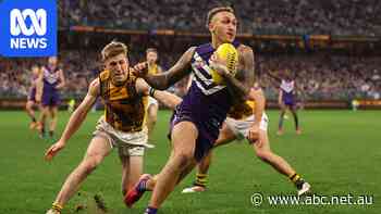 Live: Dockers and Hawks meet for massive qualifying final clash