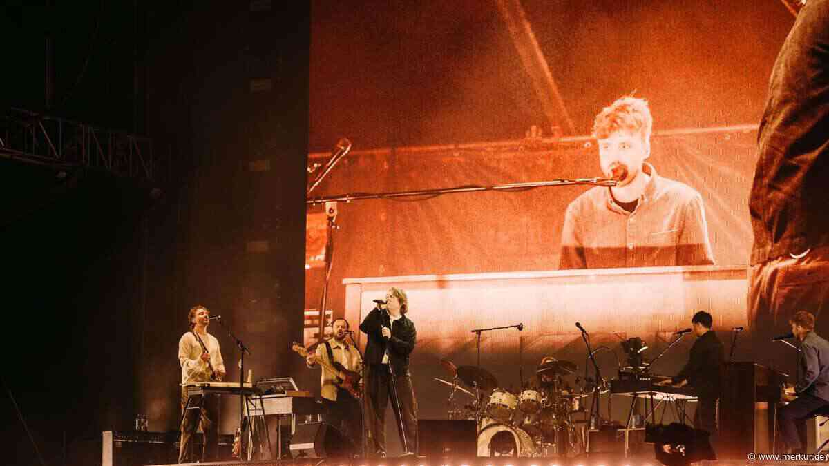 Herrlich deprimierend: Jessie Murph, Bastille und Lewis Capaldi schließen das Superbloom ab