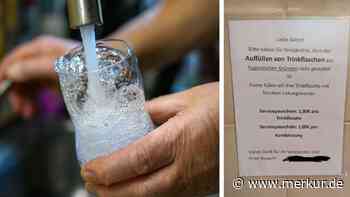 Restaurant-Aushang mit Extra-Gebühren macht viele fassungslos: „Mit das Geizigste, was ich je gelesen habe“