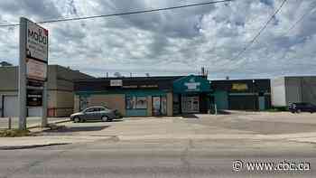 Winnipeg store accused of failing to deliver items faces city lawsuit over unpaid taxes