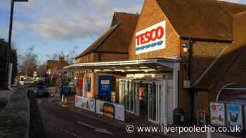 Tesco shoppers sprint to buy £6.50 nostalgic cake that's like being a kid again