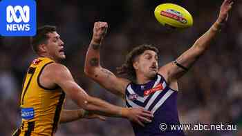 Live: Hawks get early jump to silence Dockers fans in qualifying final