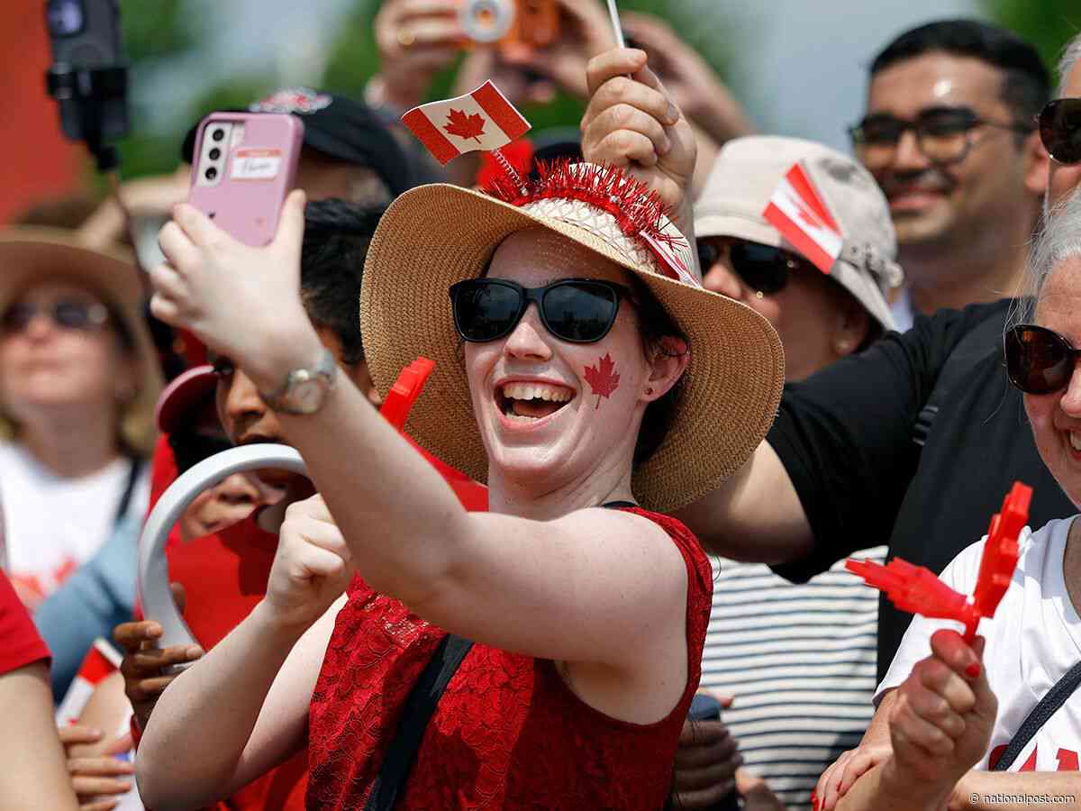 Canadians are happier than they've been in years, poll finds