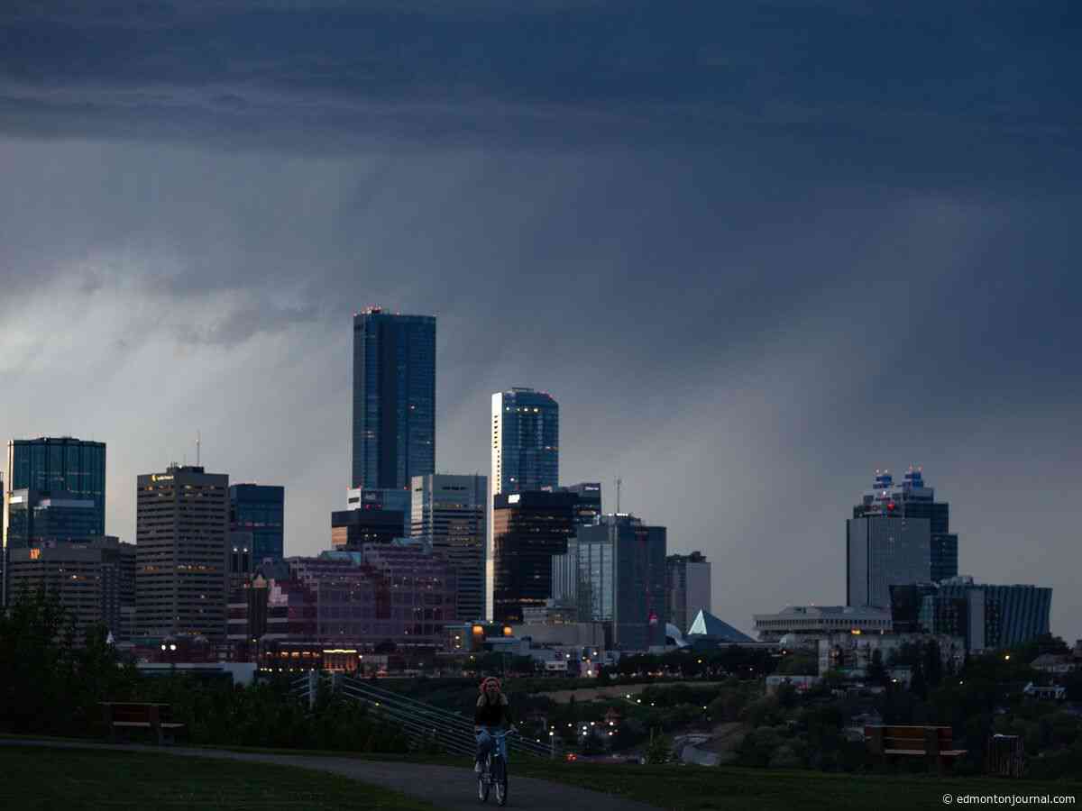 Keith Gerein: How quickly is Edmonton losing its small-city vibe?