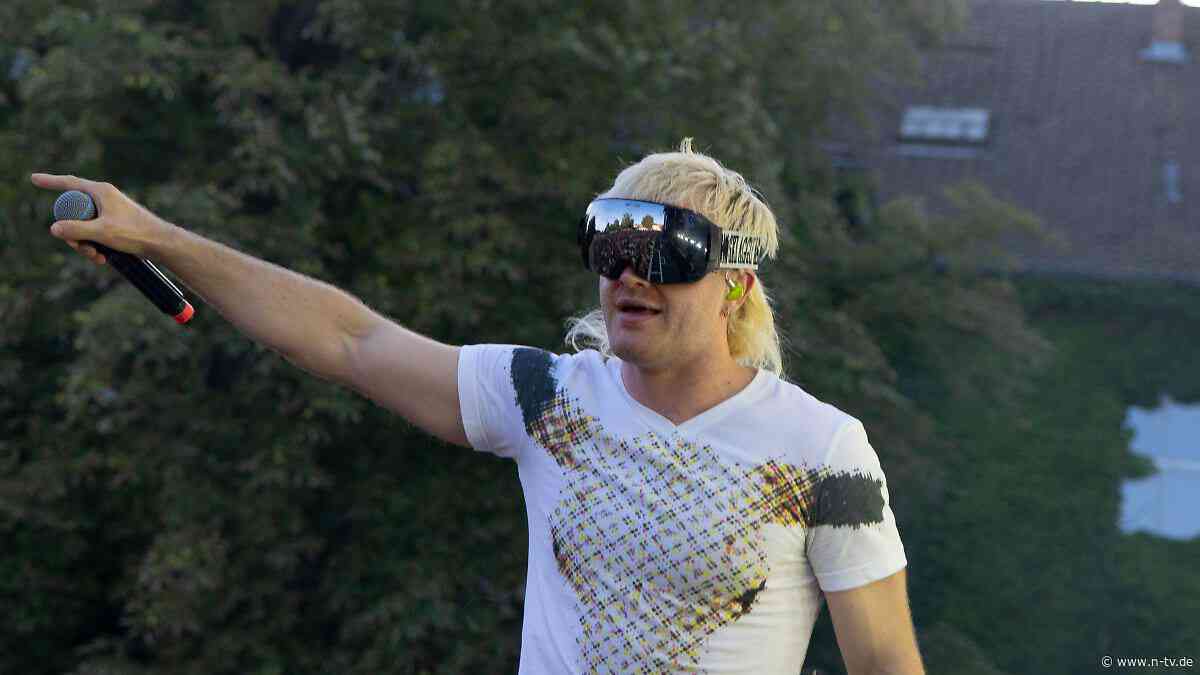 Politiker zeigt Rapper an: "Bisschen verklatschter" Ski Aggu macht Jens Spahn wilden Drogenvorwurf