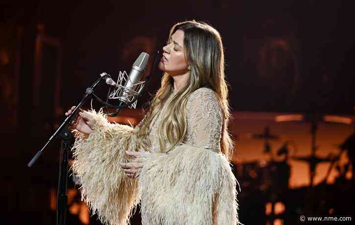 Kelly Clarkson covers ‘KPop Demon Hunters’ ‘Golden’ for final episode of talk show