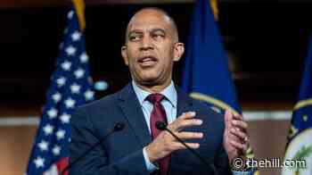 Jeffries faces tricky balancing act on Democratic defectors