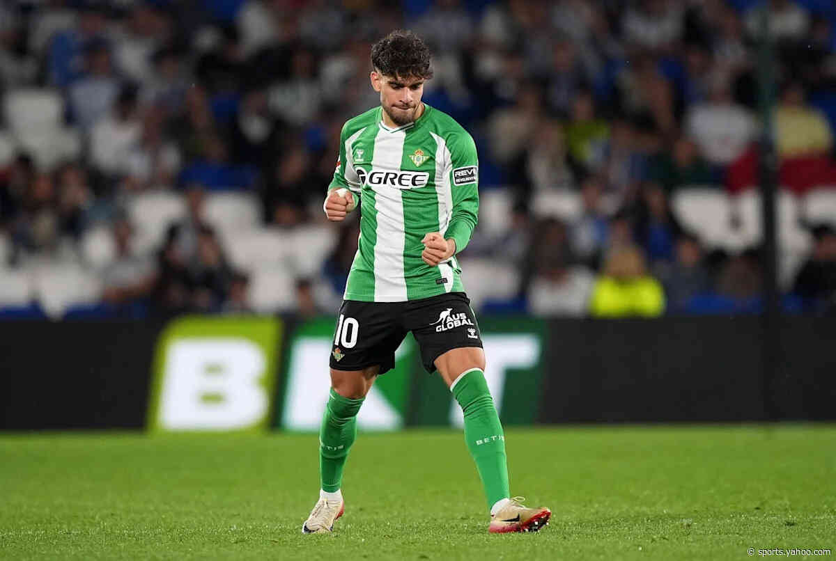 Barcelona frustrated with Real Betis after missing out on €8.6m windfall from ex-winger’s collapsed move