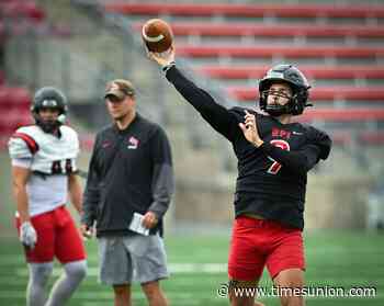With new starting QB, RPI football eyes first league title since 2021