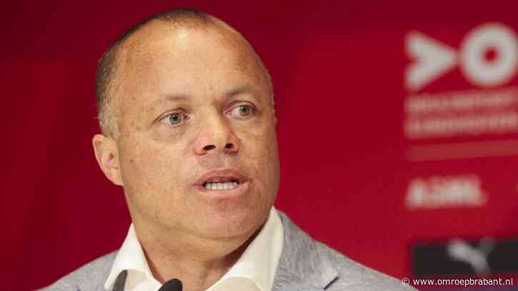 Technisch directeur Earnest Stewart verlengt contract bij PSV