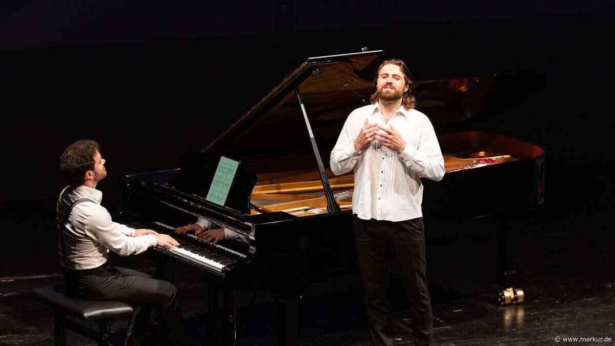 Lächeln am Abgrund: „Melancolie“ mit Konstantin Krimmel und Ammiel Bushakevitz