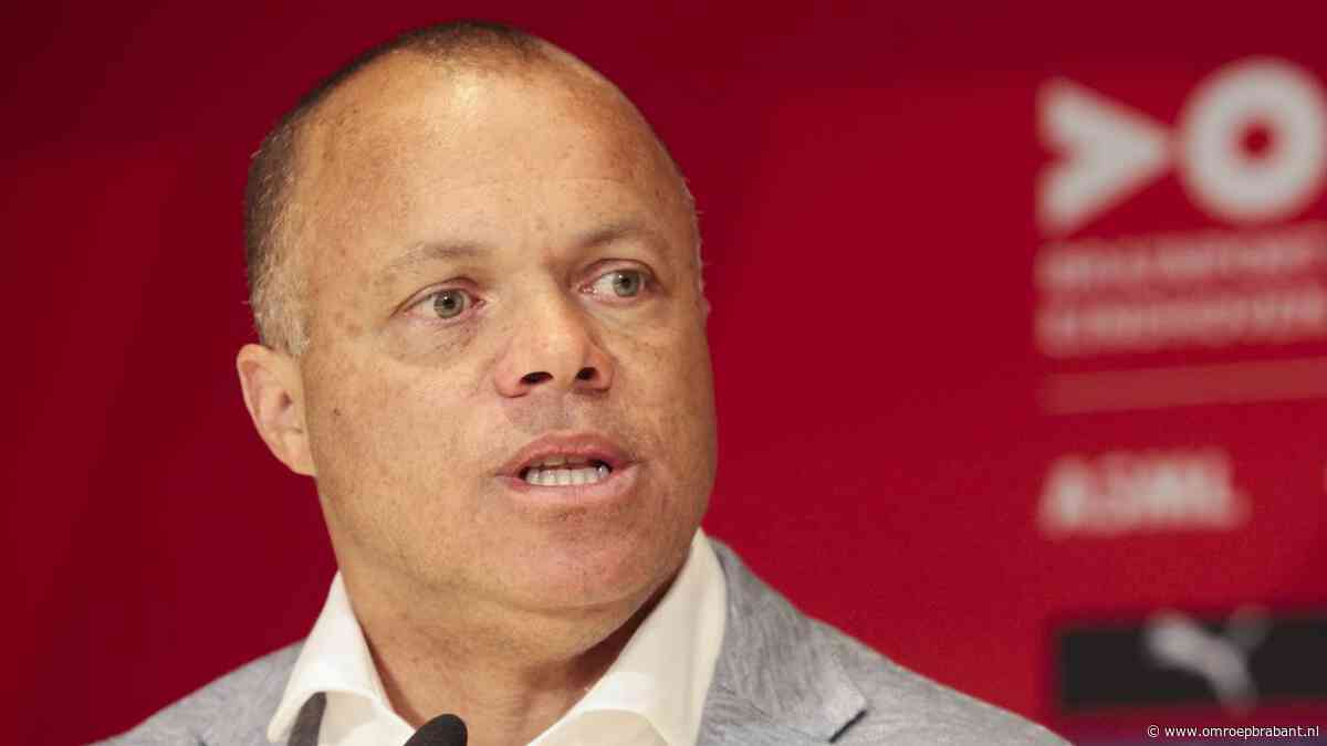 Technisch directeur Earnest Stewart verlengt contract bij PSV