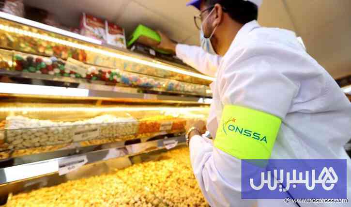 المراقبة تغلق عشرات المحلات بطنجة