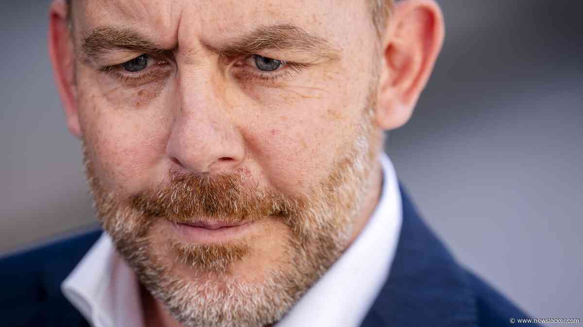 Strafbankje Van den Brink in gestaag tempo voller: nog meer gemeenten ontvangen boze brief van asielminister