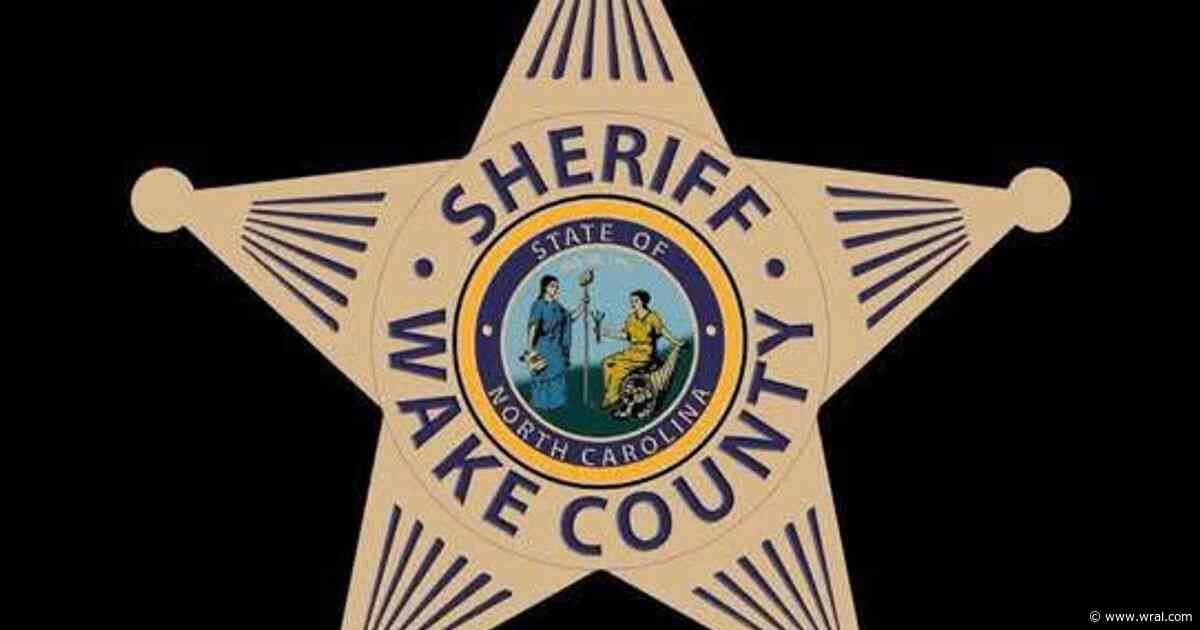 Man arrested after barricade in Raleigh home
