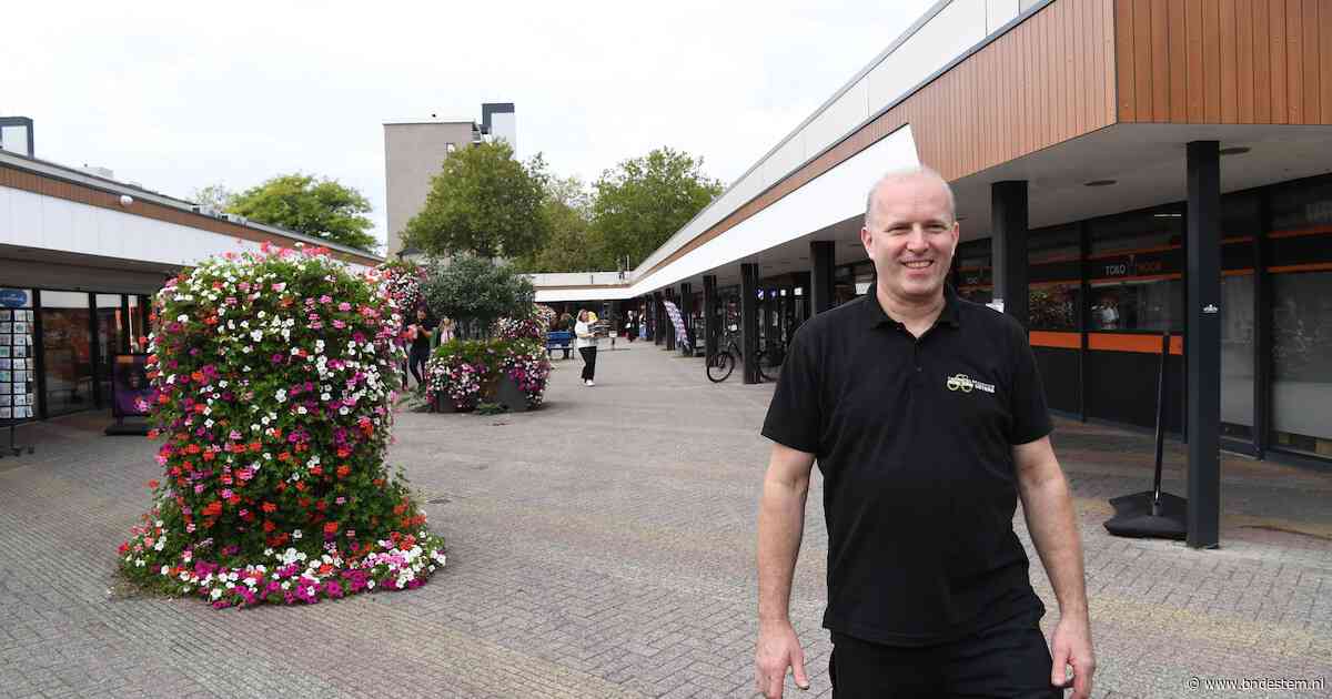 Veiligheid en leefbaarheid onder druk op Zuiderhout, maar Ron (50) is hoopvol over winkelcentrum: ‘Ik ben positief’