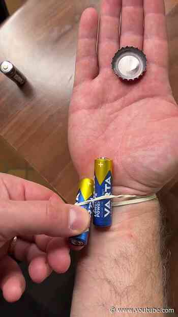 Electrified cap with batteries -Julien Magic