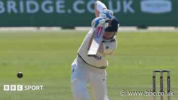 Bears dominate Hants on rain-affected day one