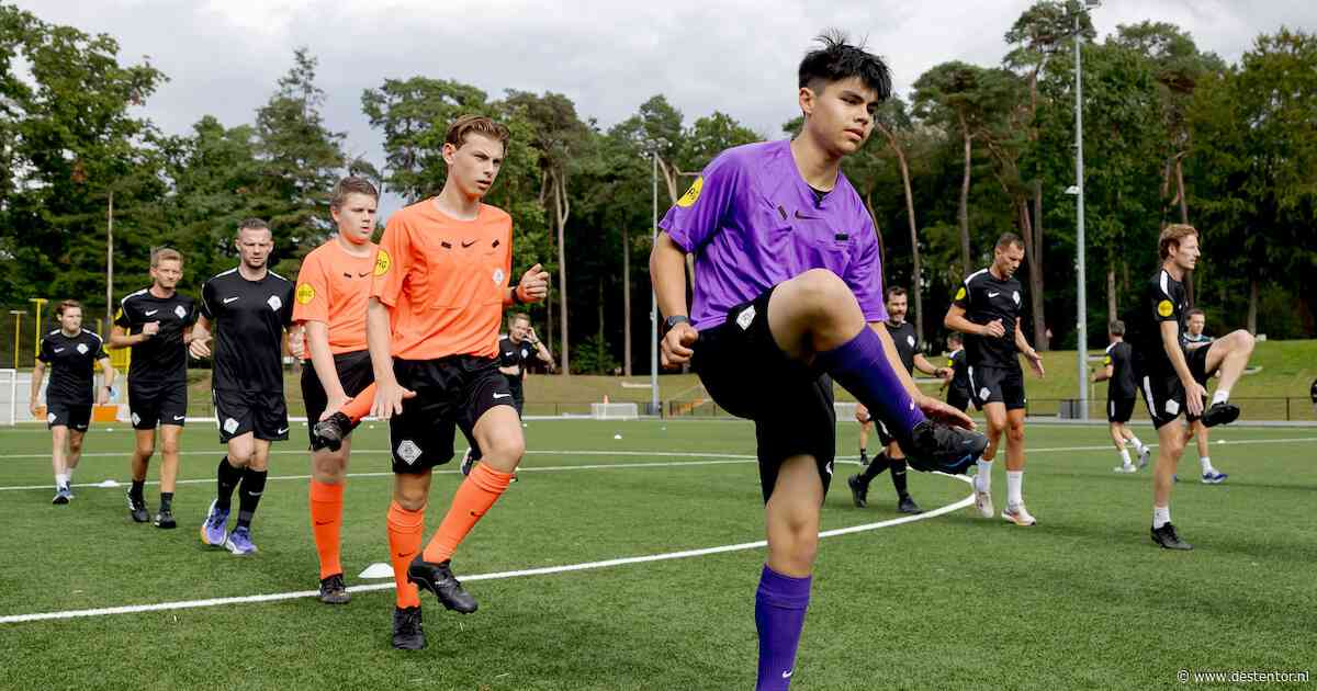 Quinten en Twan (15) spelen de hoofdrol in een KNVB-film, maar willen geen kopie van Bas Nijhuis worden