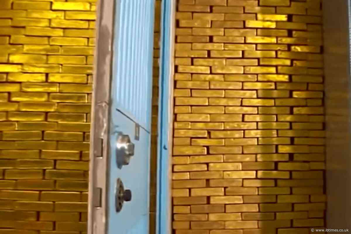 Dutch Central Bank Pulls Billions in Gold From US, Shifts Reserves to Britain Amid 'Crisis' Fears
