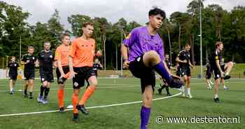 Quinten en Twan (15) spelen de hoofdrol in een KNVB-film, maar willen geen kopie van Bas Nijhuis worden