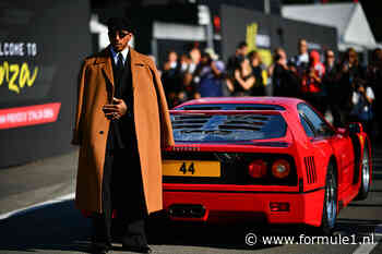 Lewis Hamilton stunt met Ferrari F40 tijdens aankomst in Monza