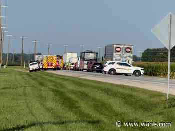 Collision shuts down US 33 in northwest Allen County