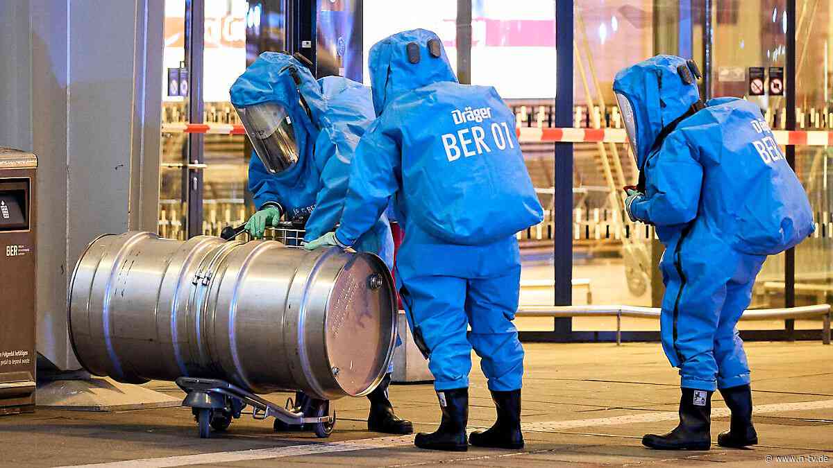 Großeinsatz wegen Gefahrgutalarm: Bundespolizei räumt Teile des Flughafens BER