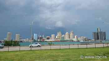 Tornado warning in place for Windsor-Essex