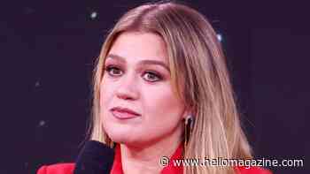 Kelly Clarkson's 12-word secret to getting through rock bottom