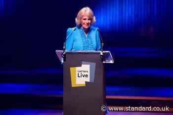 Queen thrills London show audience with surprise letter reading