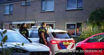 Melding van man met wapen op straat in Dongen, meerdere politiewagens ter plekke