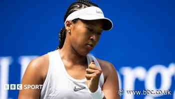 Osaka recovers from blip as Swiatek also advances