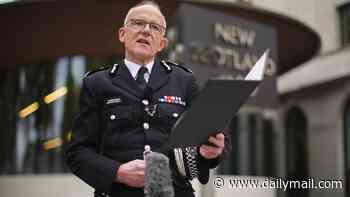 Met chief is stunned by the release of serial criminals: Scotland Yard boss 'is flabbergasted' serious knife and firearm offenders are bailed 'again and again'