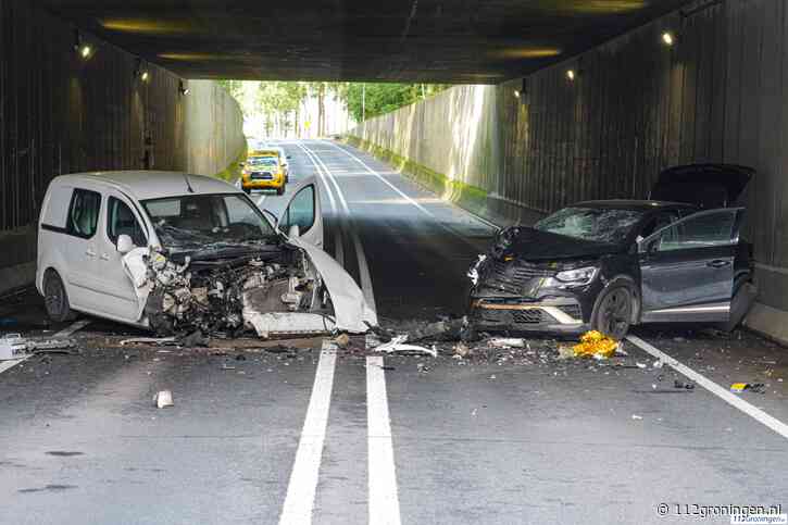 Gewonden na ernstig frontaal ongeval op N387 bij Slochteren