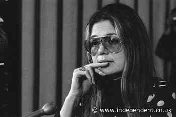 Kamala Harris, Hillary Clinton, Oprah Winfrey and others pay tribute to Gloria Steinem