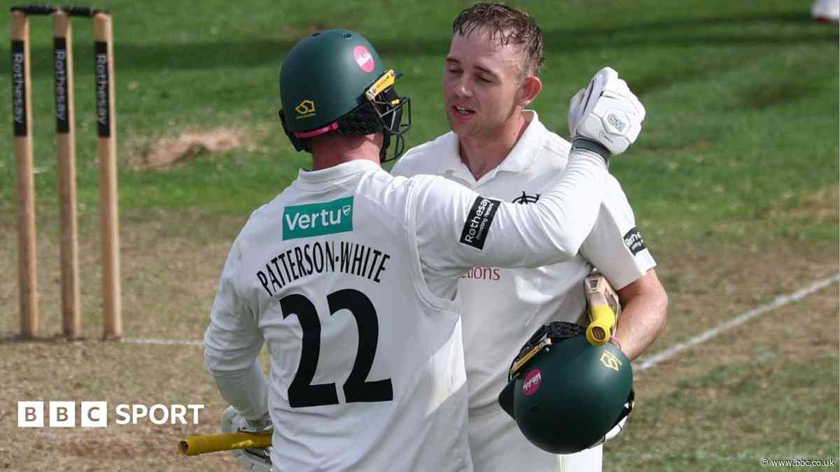 Haynes' 159 helps Notts pile up the runs against Leics