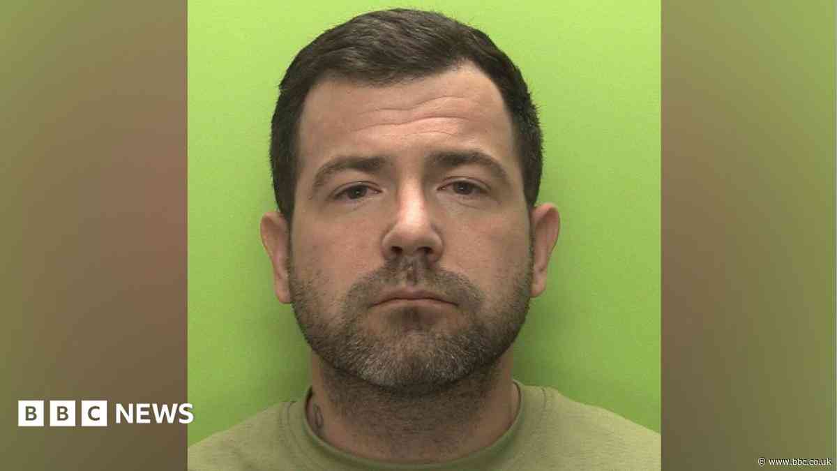 Police issue warning over escaped sex offender