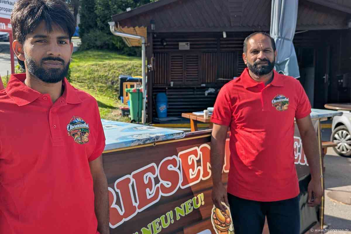 Neueröffnung im Erzgebirge: Es gibt wieder Döner am Fichtelberg